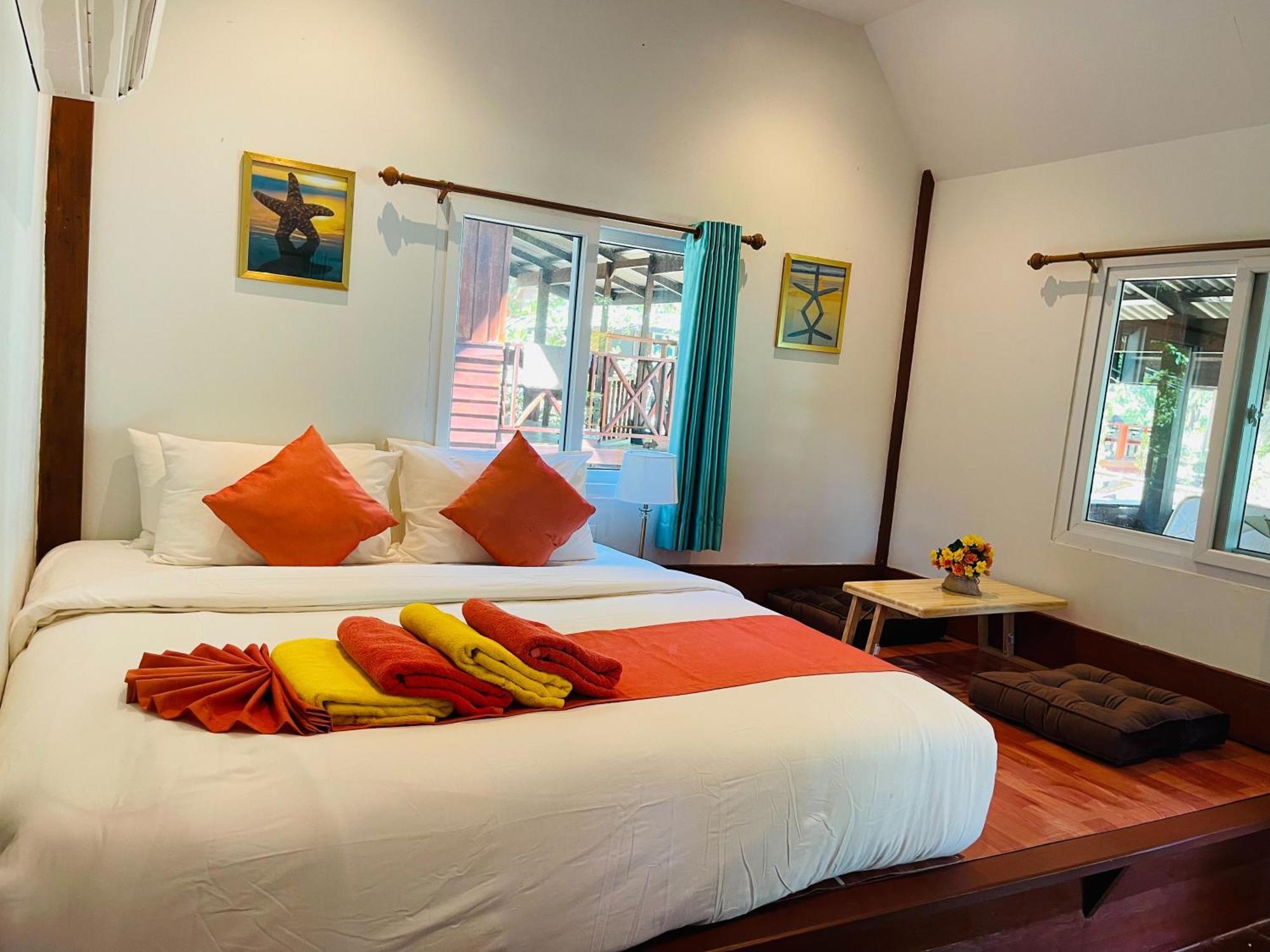 Koh Jum Delight Beach Exterior photo